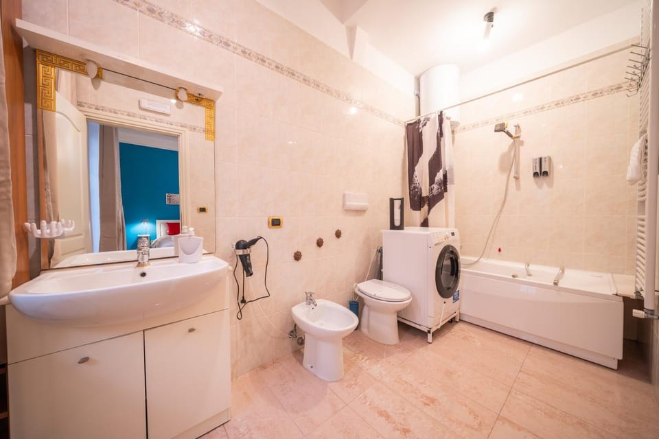 Toilet, Bathroom, Bath