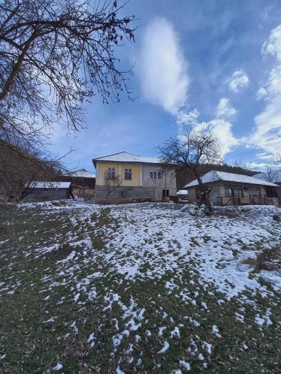 Property building, Winter