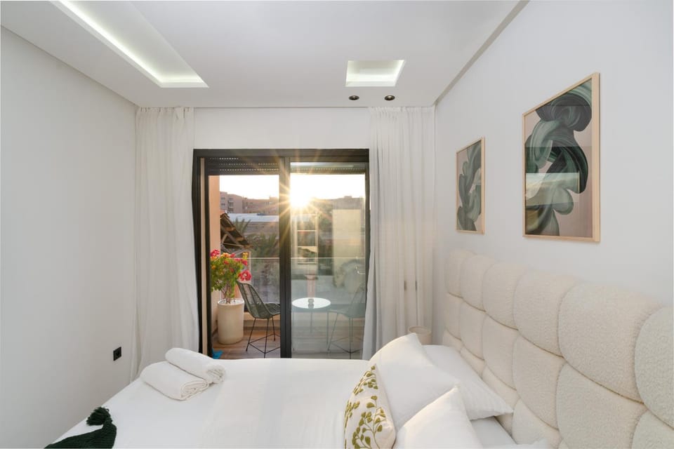Dar Elegance au centre de Marrakech Piscine Parking Apartment in Marrakesh