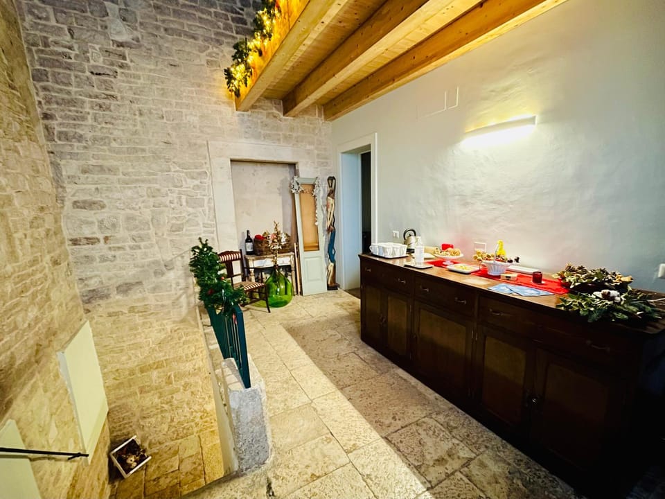 Palazzo Lupicini Affittacamere Bed and Breakfast in Apulia