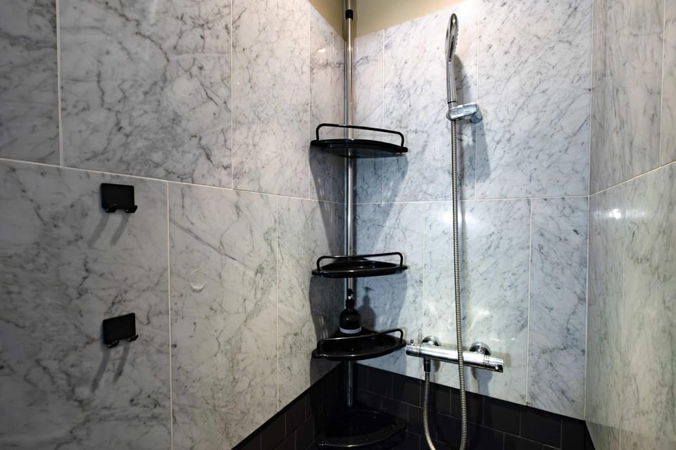 Studio design Pigalle Montmartre Apartment in Paris