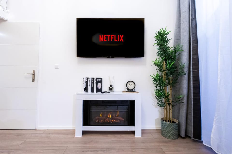 TV and multimedia, fireplace