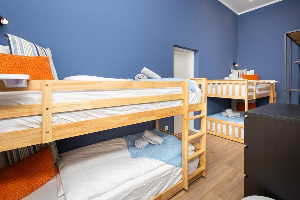 bunk bed
