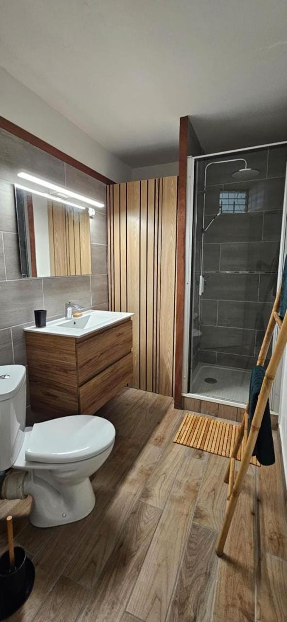 Ti Lagon, studio RDC, piscine, Res Les Boucaniers Apartment in Grande-Terre, Guadeloupe