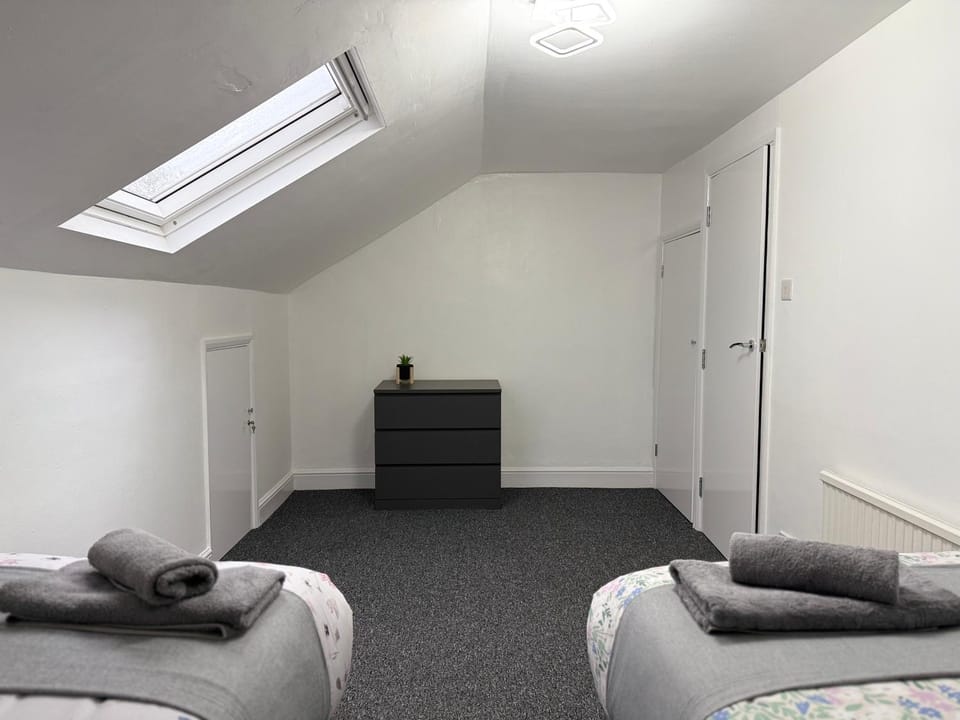3 Bedroom Apartment Near Emirates Stadium Apartment in London Borough of Islington