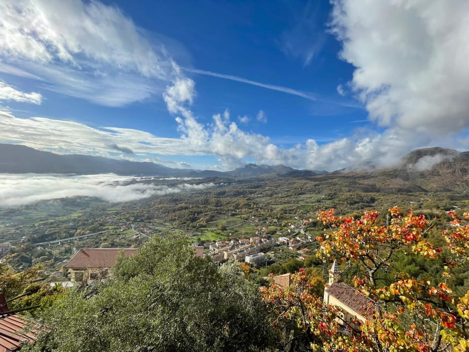 Nearby landmark, Natural landscape, Mountain view