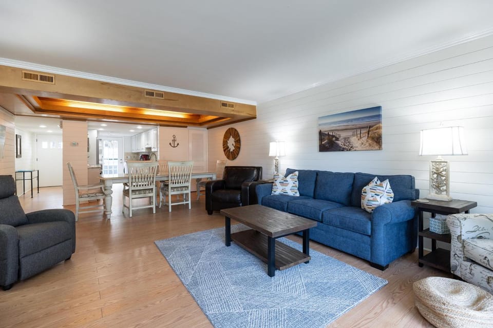 5 Ocean Club Villa in South Forest Beach