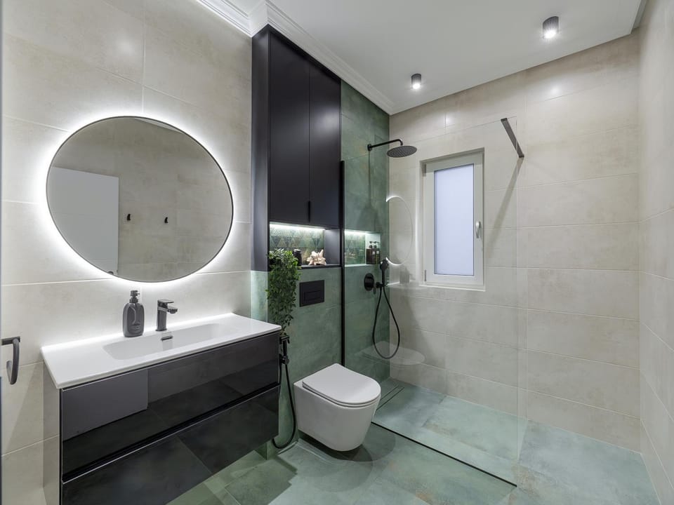 Shower, Toilet, Bathroom, towels