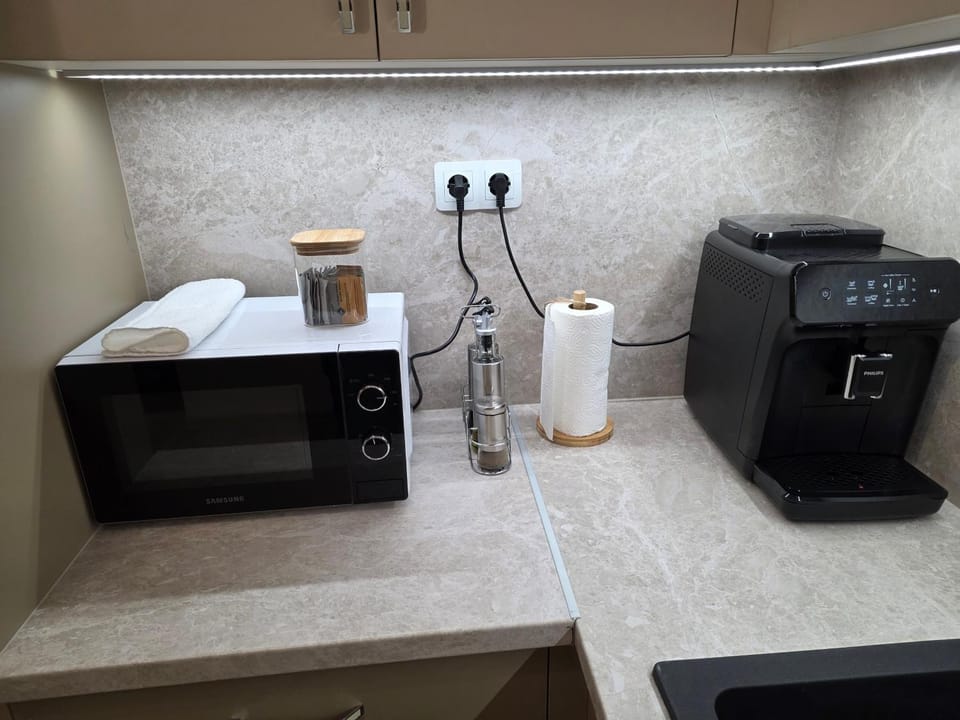 Coffee/tea facilities, Kitchen or kitchenette