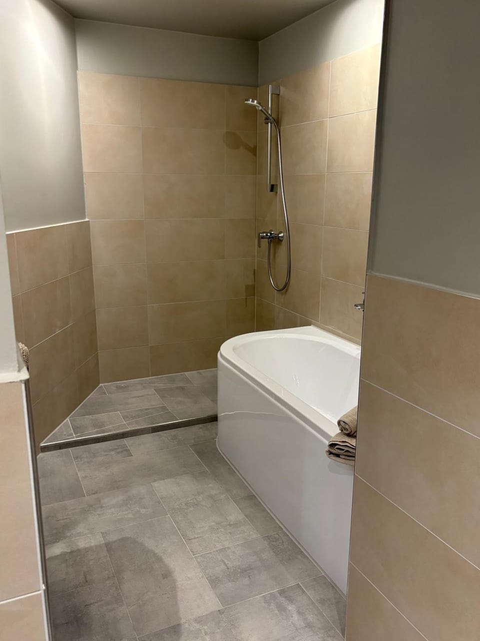Bathroom, Bath
