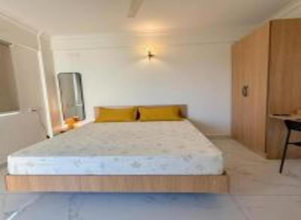 Bed, Photo of the whole room, Bedroom, wardrobe