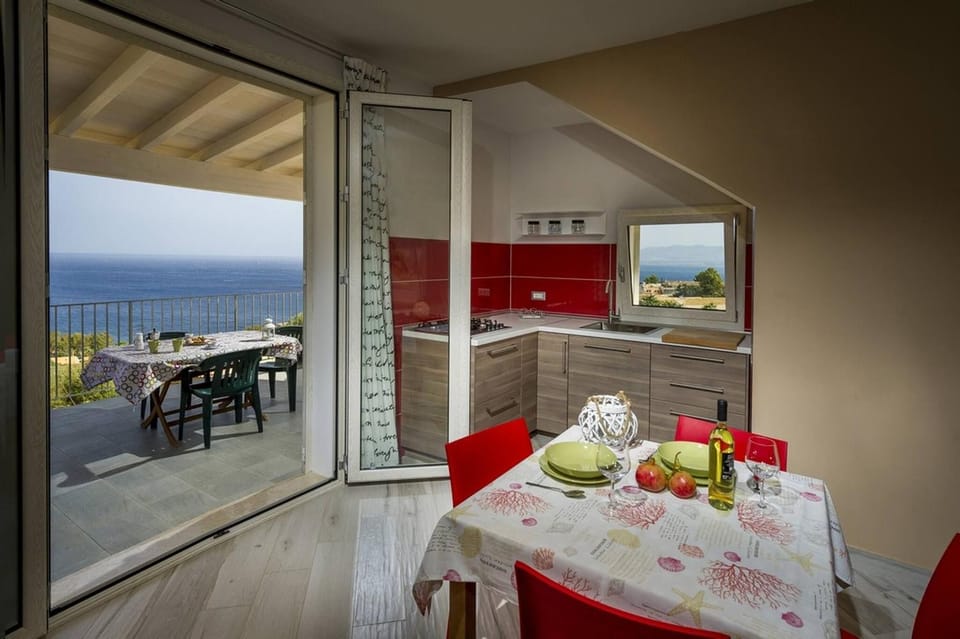 Balcony/Terrace, Dining area, Sea view