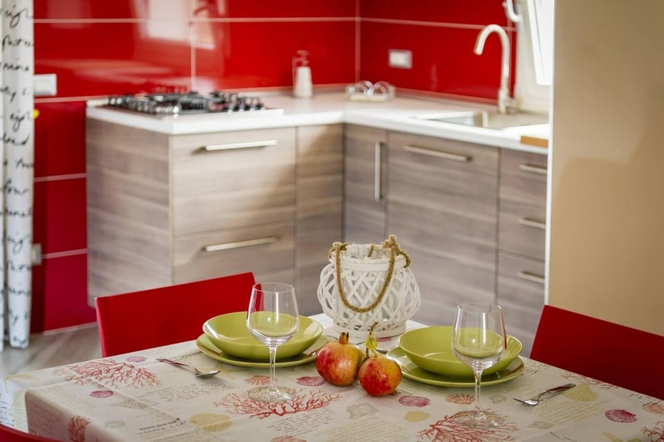 Dining area, Sea view, kitchen
