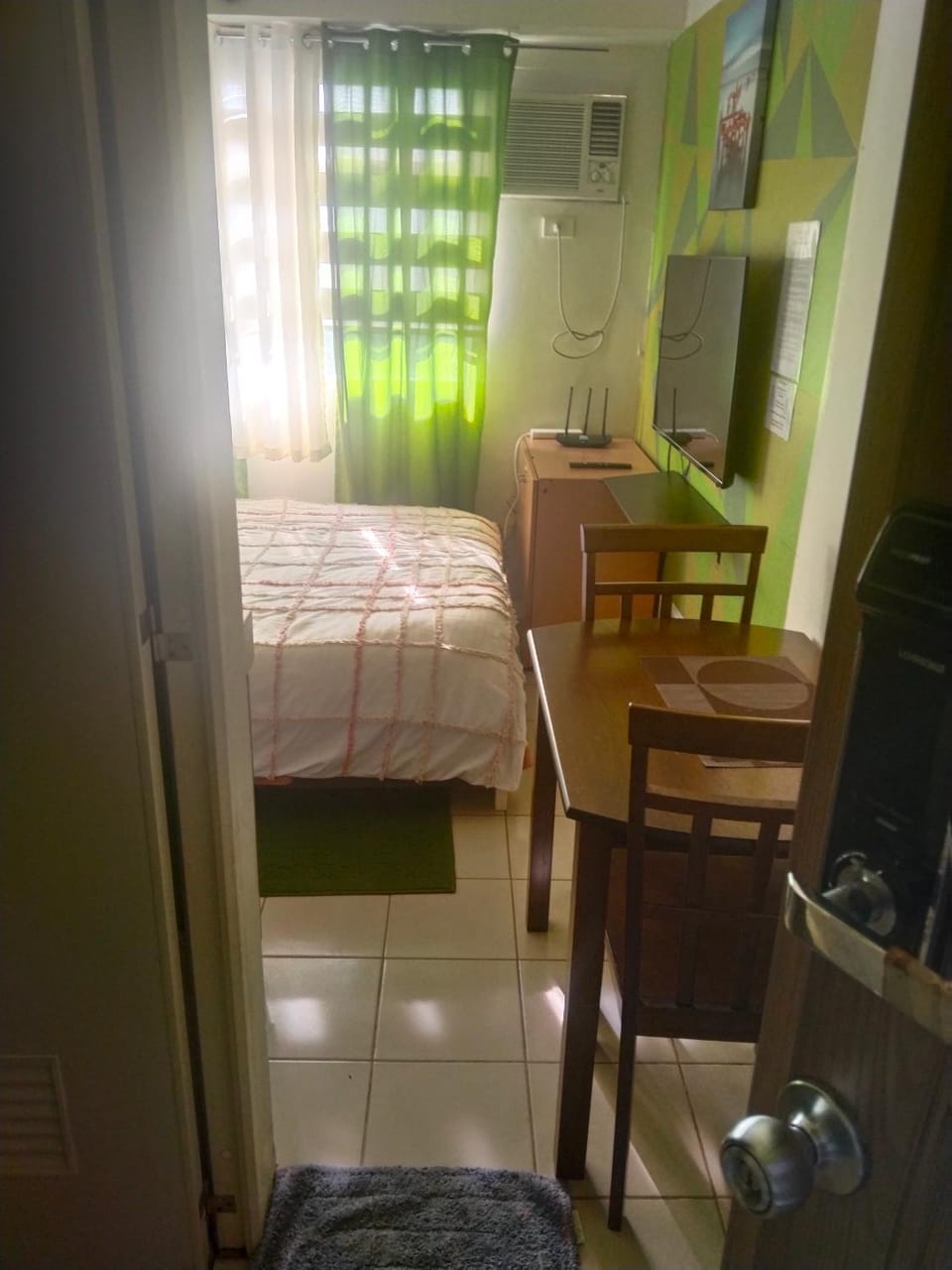 Nicecondotel Capsule hotel in Mandaluyong