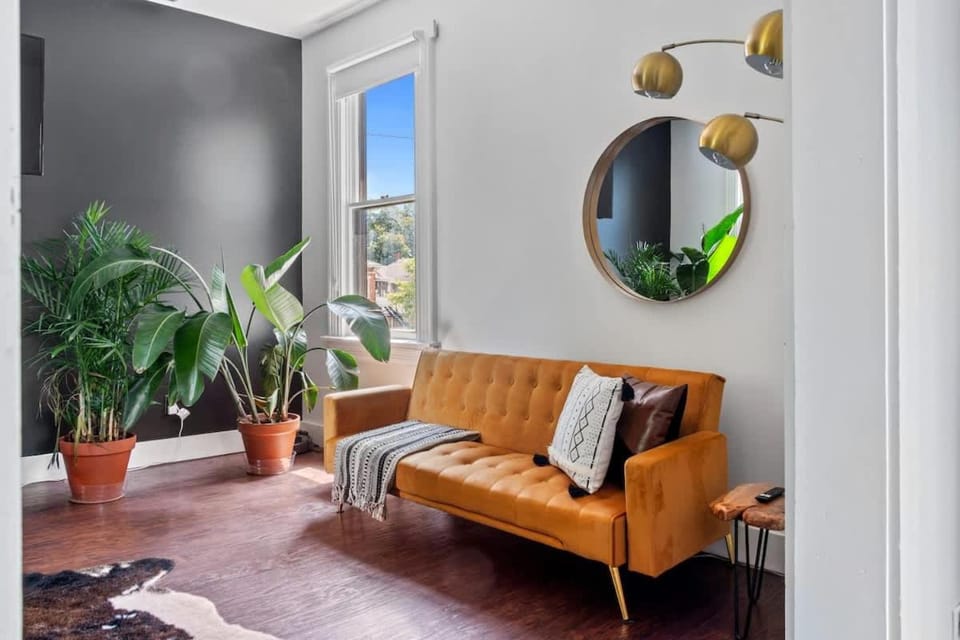 Jungle Nook by Jungle House Downtown Chillicothe Private Parking House in Chillicothe