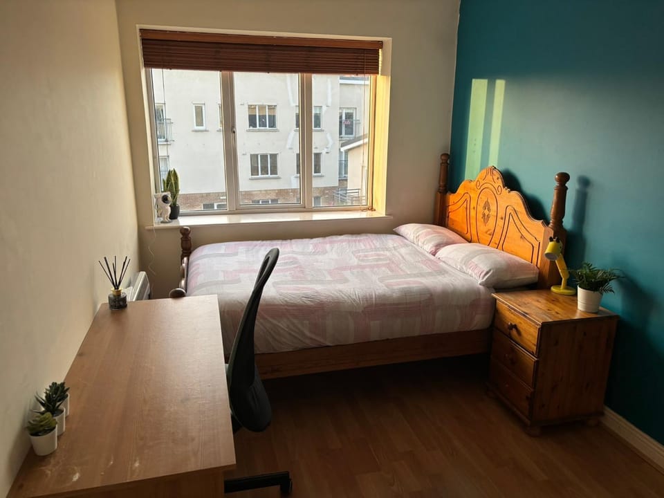 Bedroom, Inner courtyard view