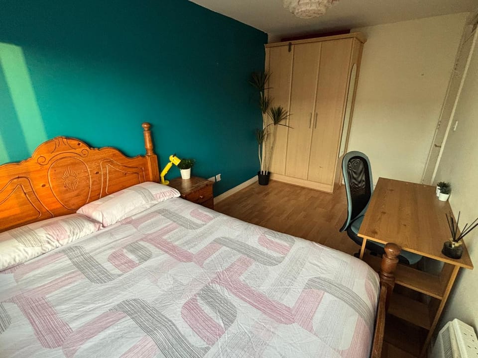 Bedroom, Inner courtyard view