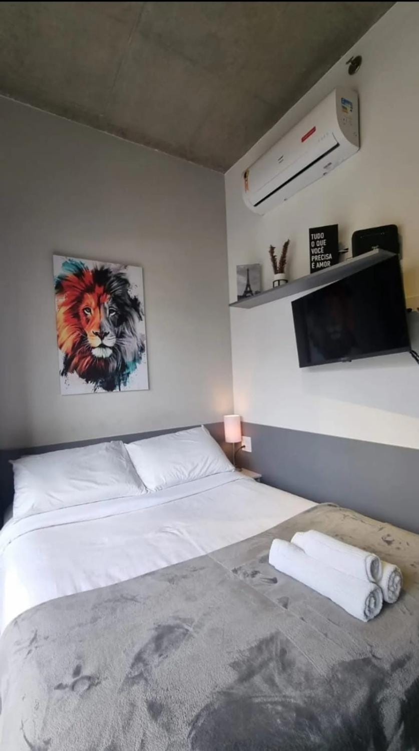 Flat 331 a poucos passos do metrô- paraíso começo da AV Paulista-SP Apartment in Sao Paulo City