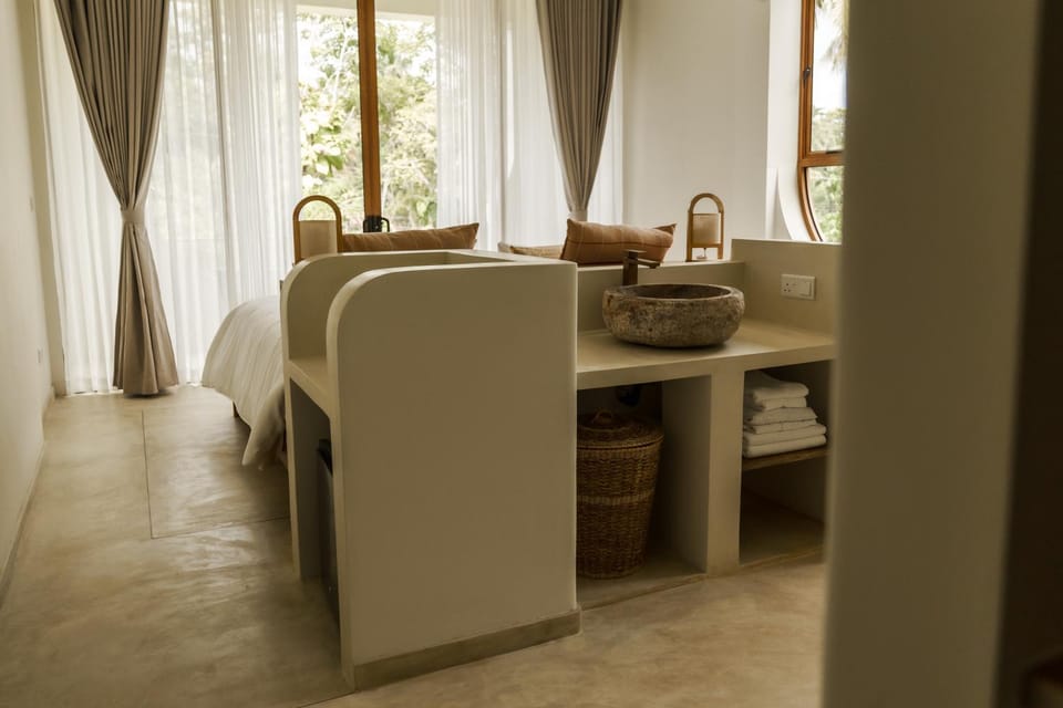 Bathroom, Bedroom