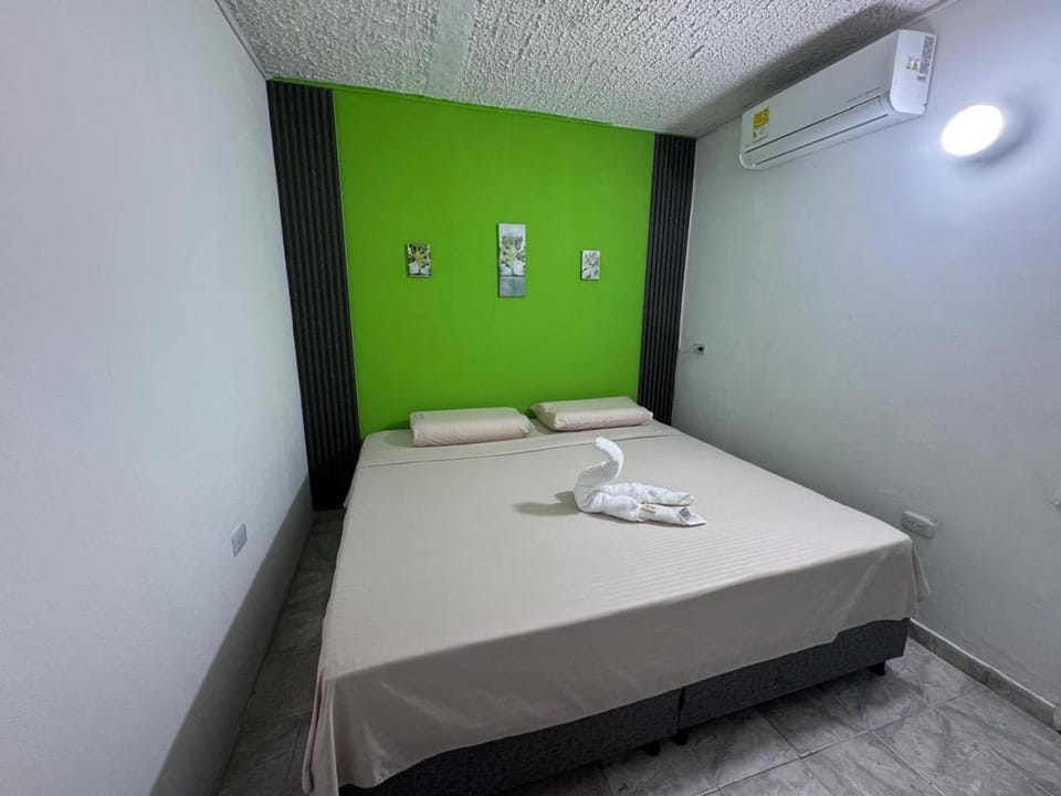 Bedroom, towels, air conditioner