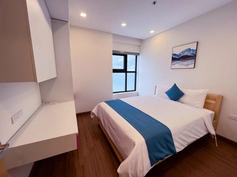 Bed, Living room, Bedroom