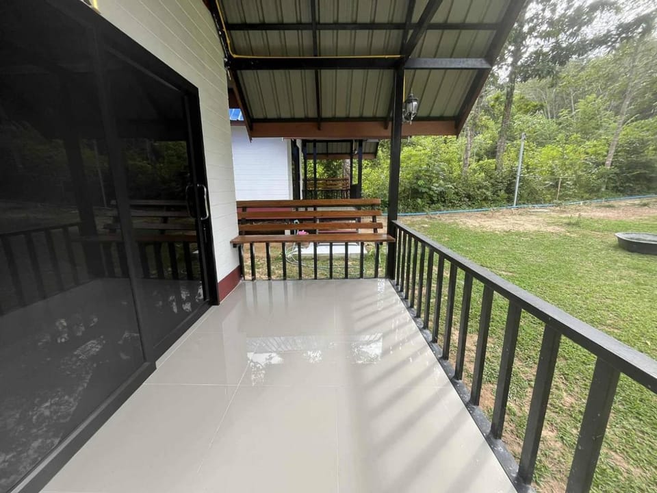 Patio, Day, Balcony/Terrace