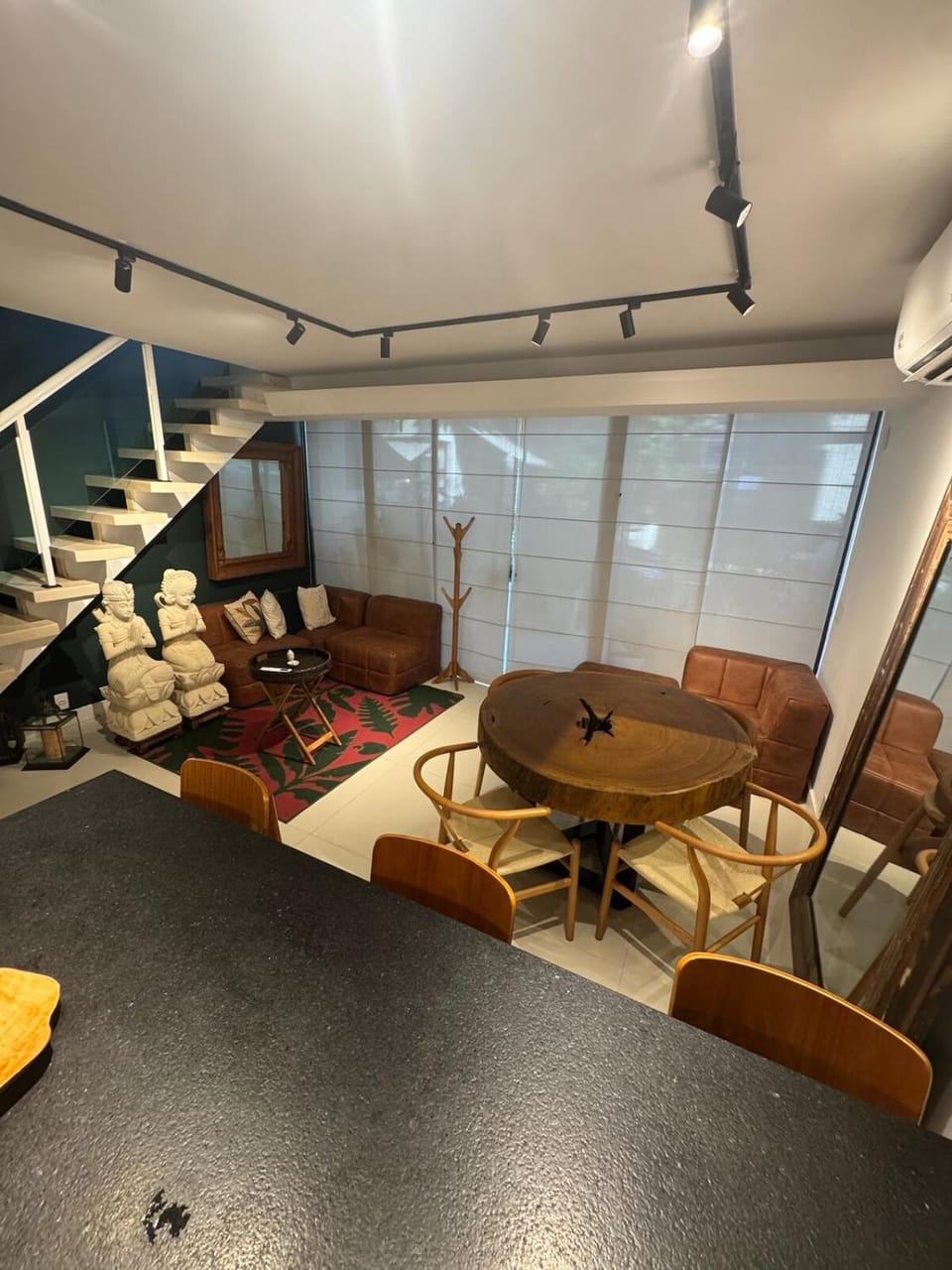 Living room, Dining area