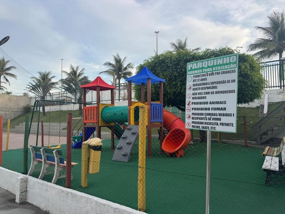 Casa Beira-Mar Barra | Churrasqueira & Conforto House in Rio de Janeiro