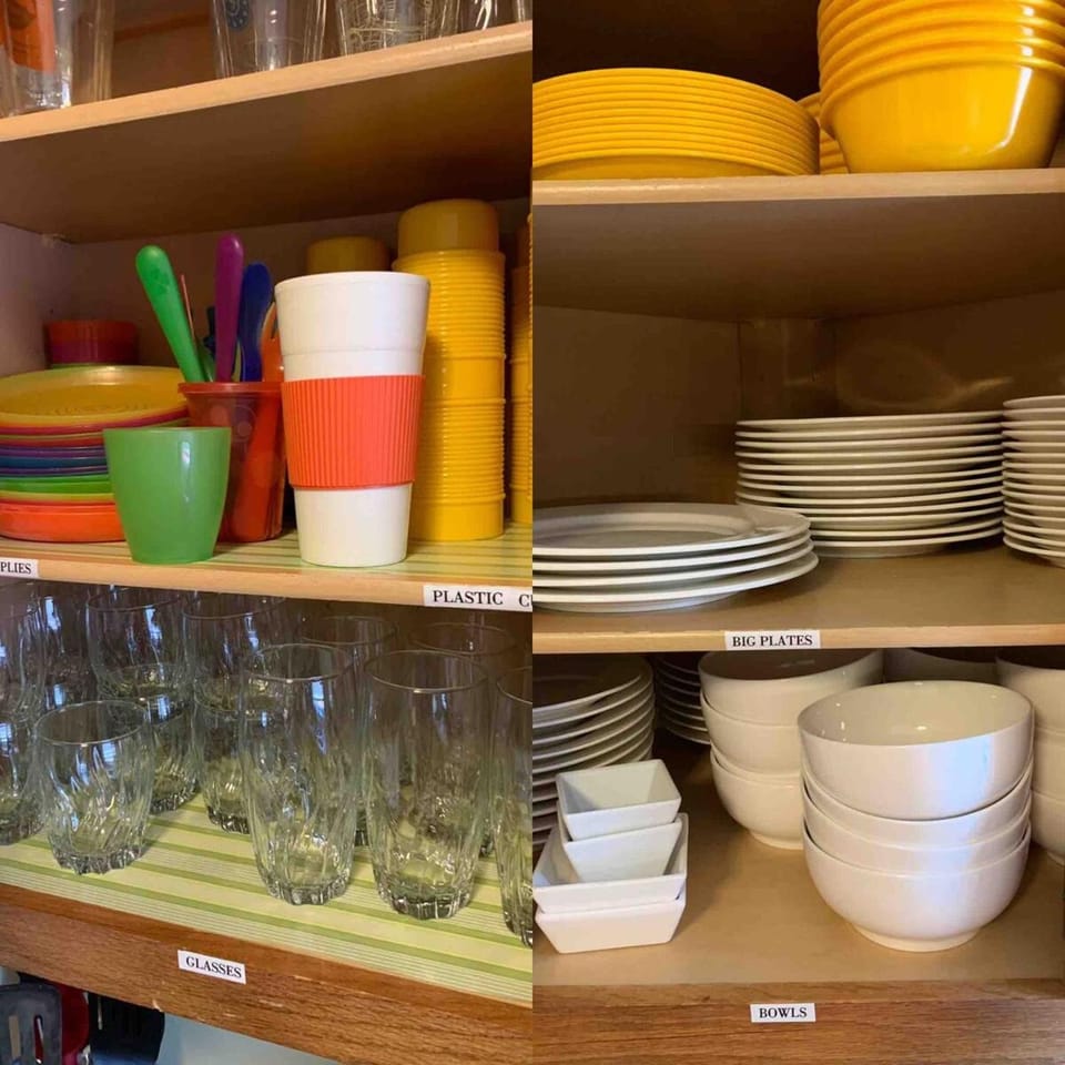 TripH - townhouse, EV charger, off street parking Apartment in Pittsburgh