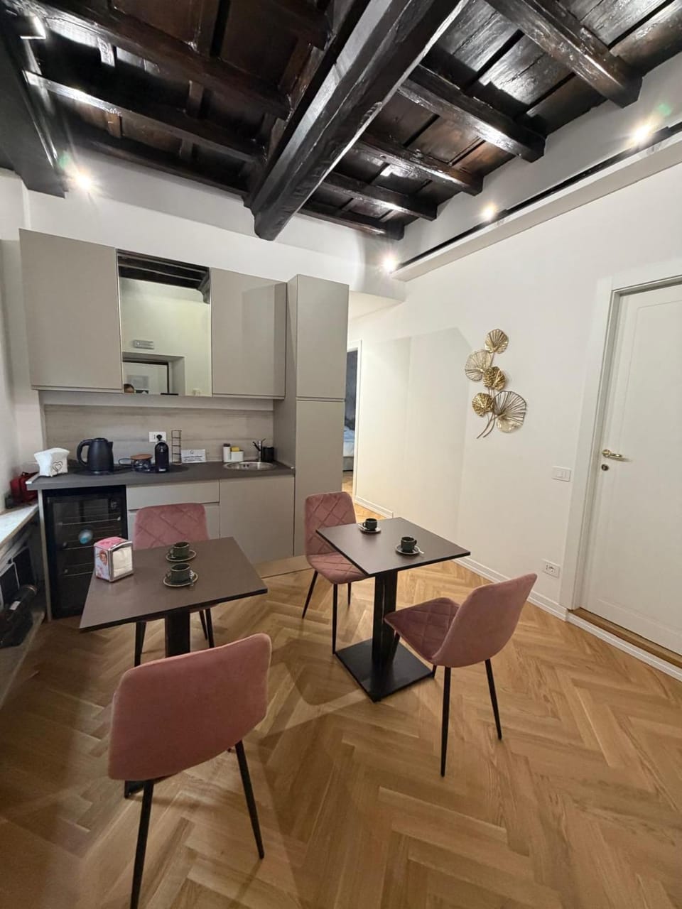 Communal lounge/ TV room, Communal kitchen