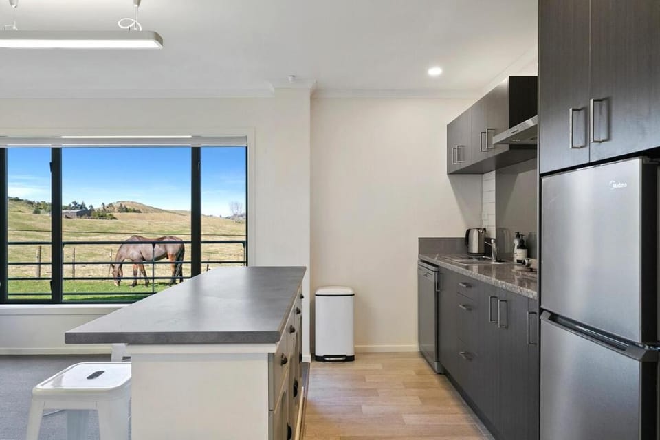 The Stables Lake and Country Retreat House in Taupo