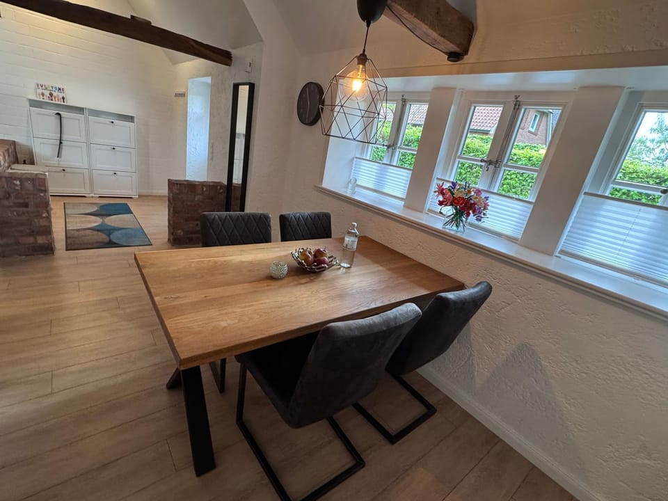 Ferien unterm Reetdach House in Stade