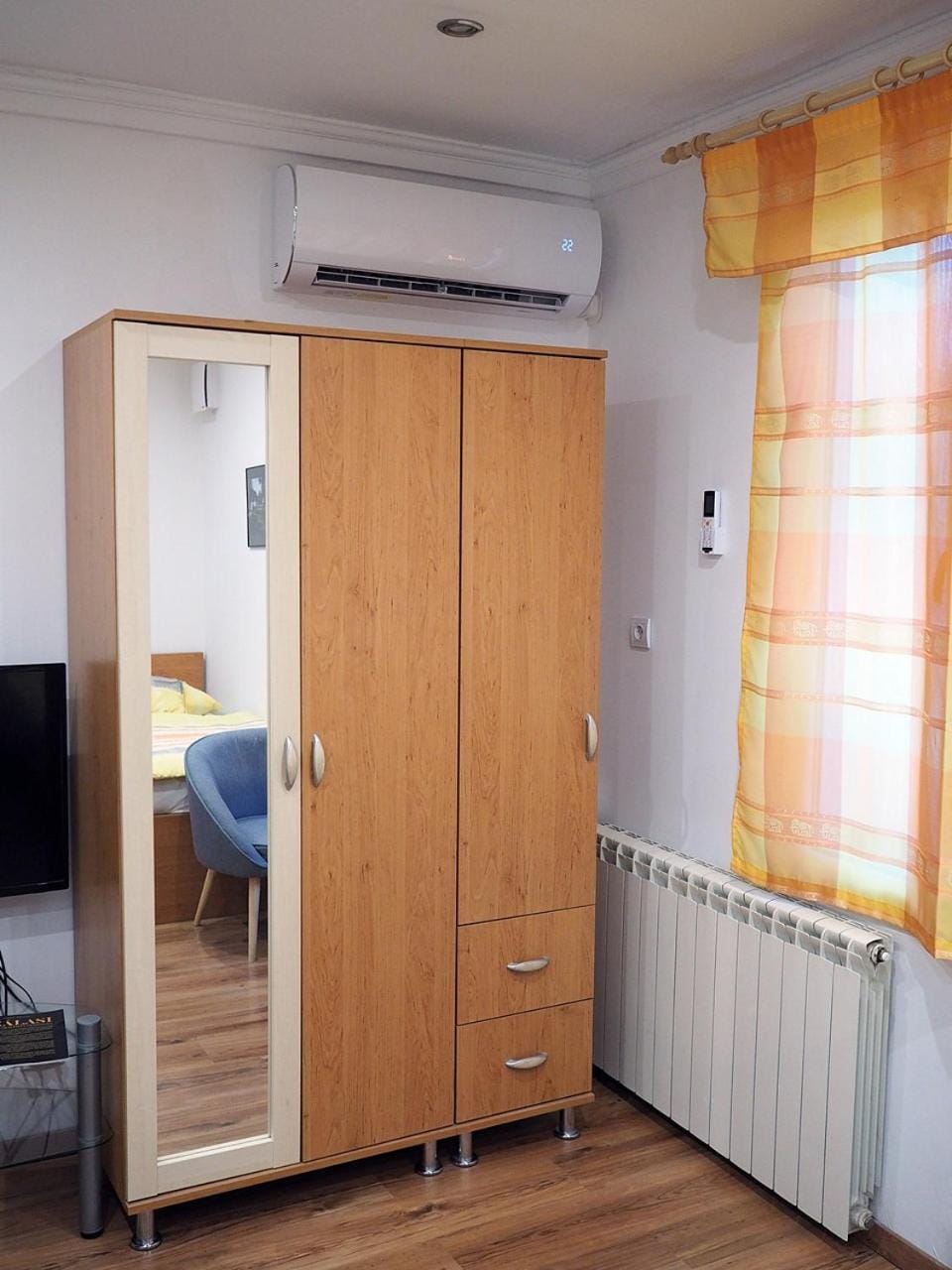 Communal lounge/ TV room, Bedroom
