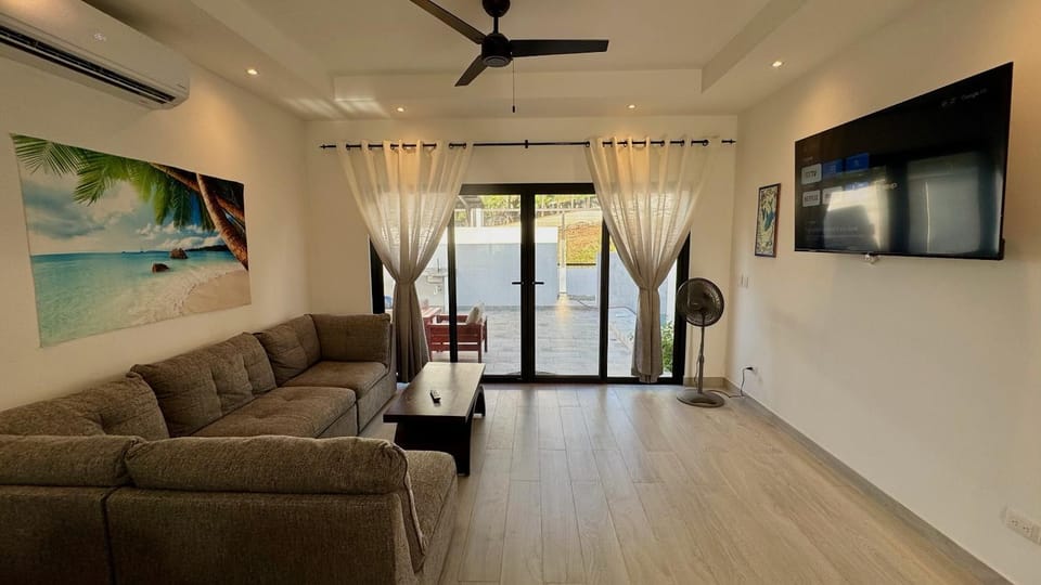 Casa de Lemon Villa in Coco