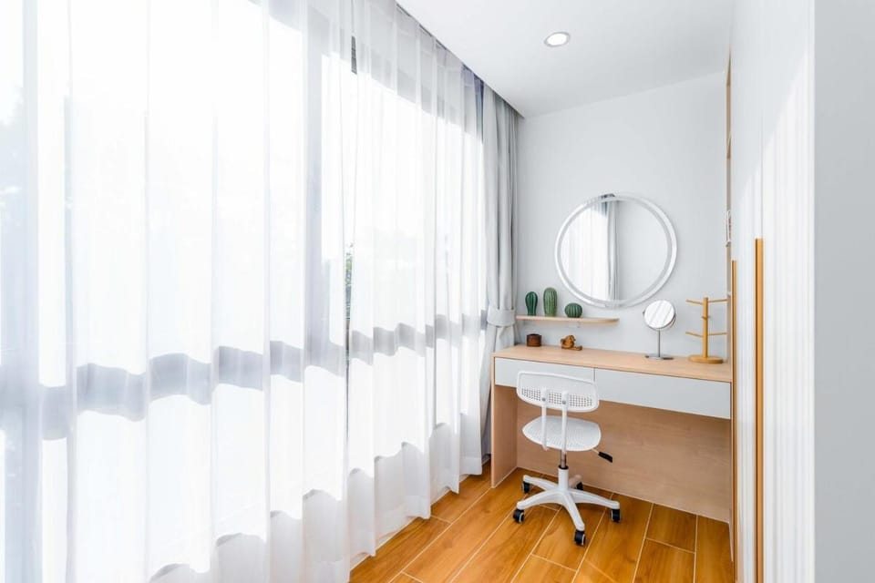 C256 2BR Stay Close to Beach Rooftop Pool Views Apartment in Kamala