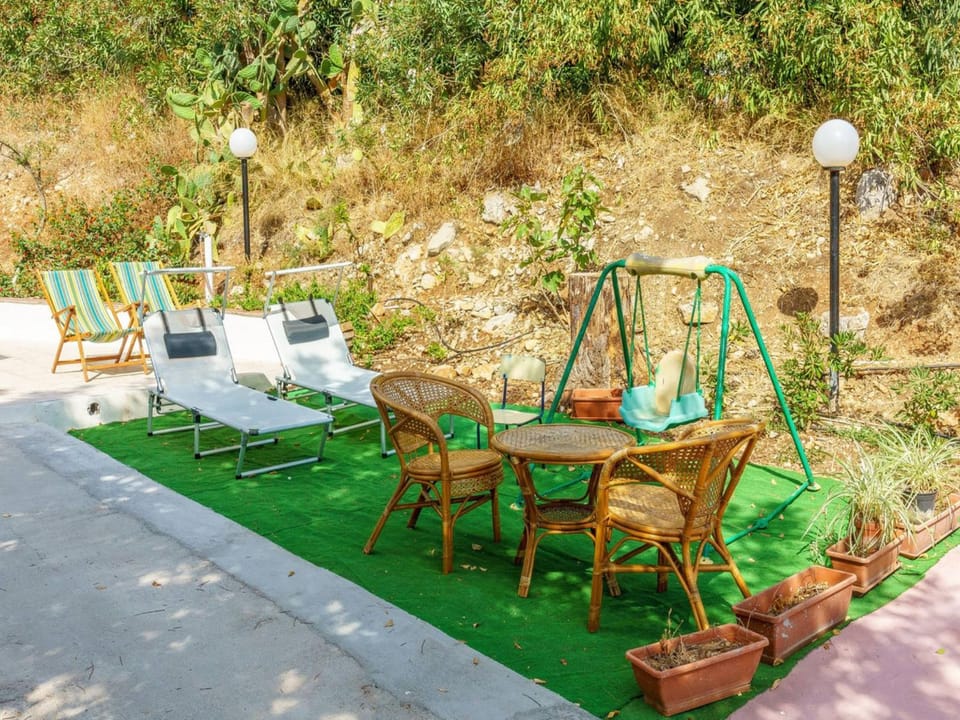 Patio, Garden