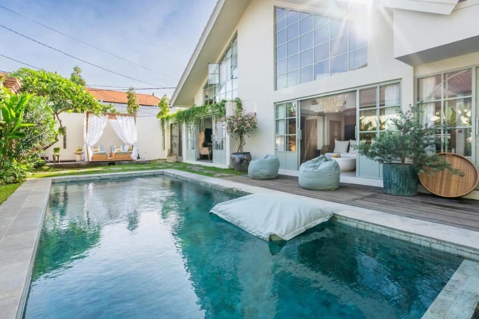 luxury villa in seminyak Villa in North Kuta