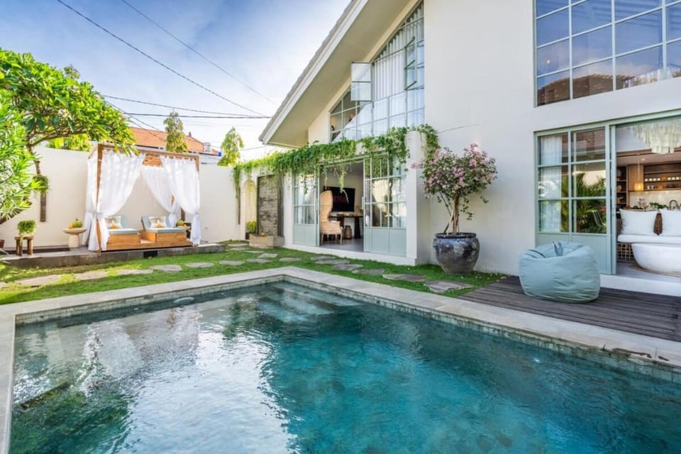 luxury villa in seminyak Villa in North Kuta