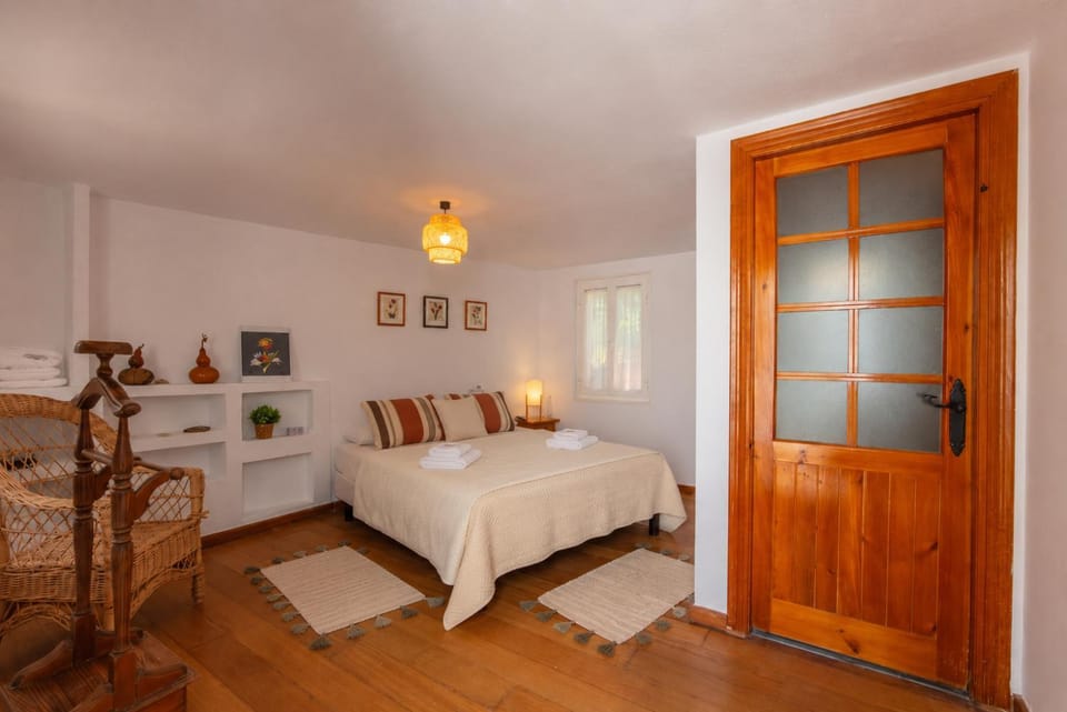 Bathroom, Bedroom