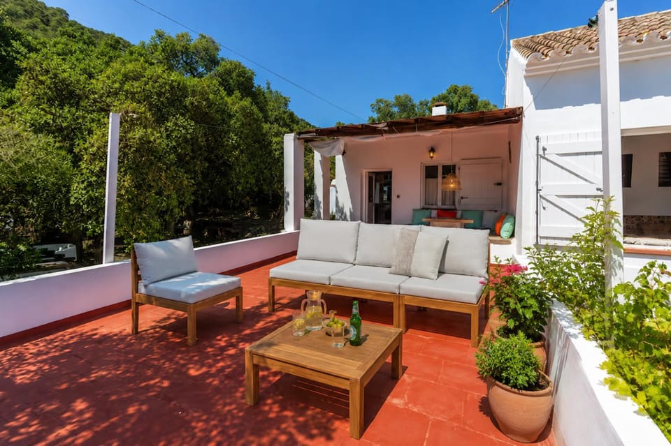 Balcony/Terrace, Mountain view
