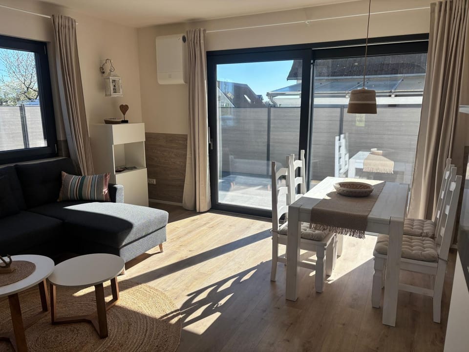 Balcony/Terrace, Living room, Dining area