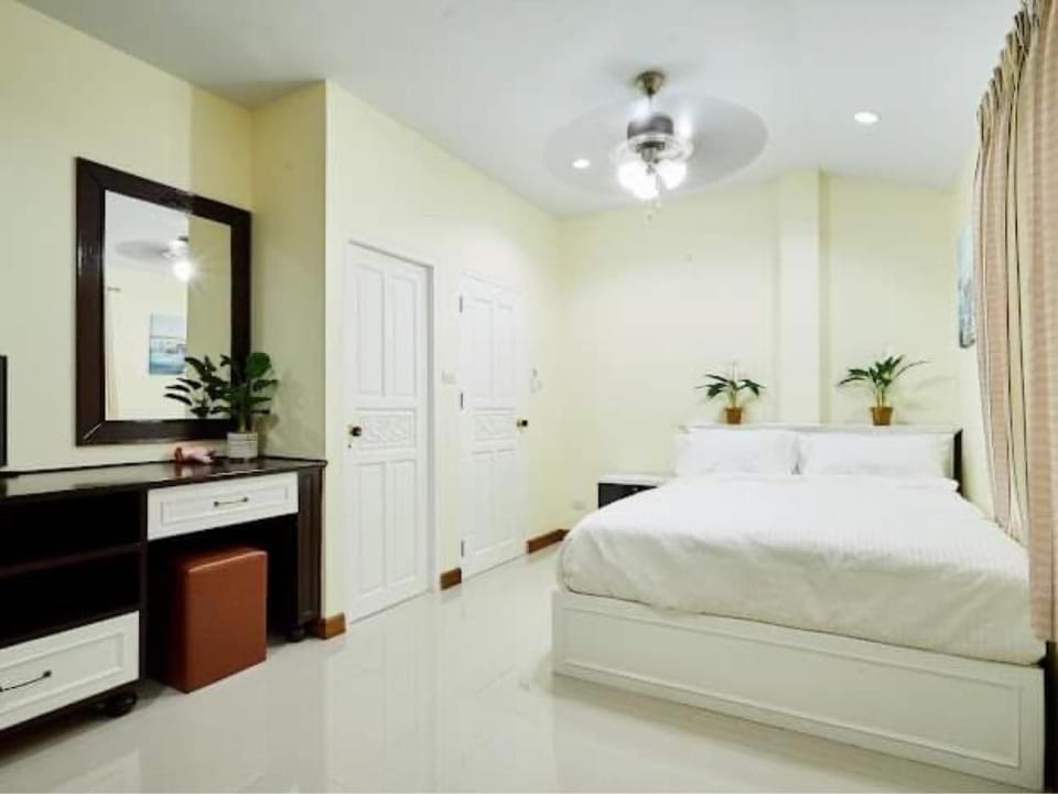 Day dream pool villa Pattaya Lagoon Villa in Pattaya City