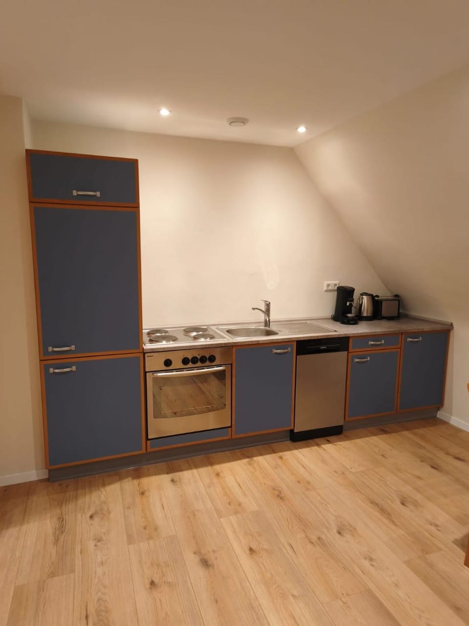 Kitchen or kitchenette, kitchen, kitchen