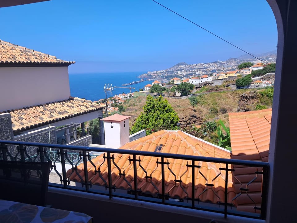 View (from property/room), Balcony/Terrace
