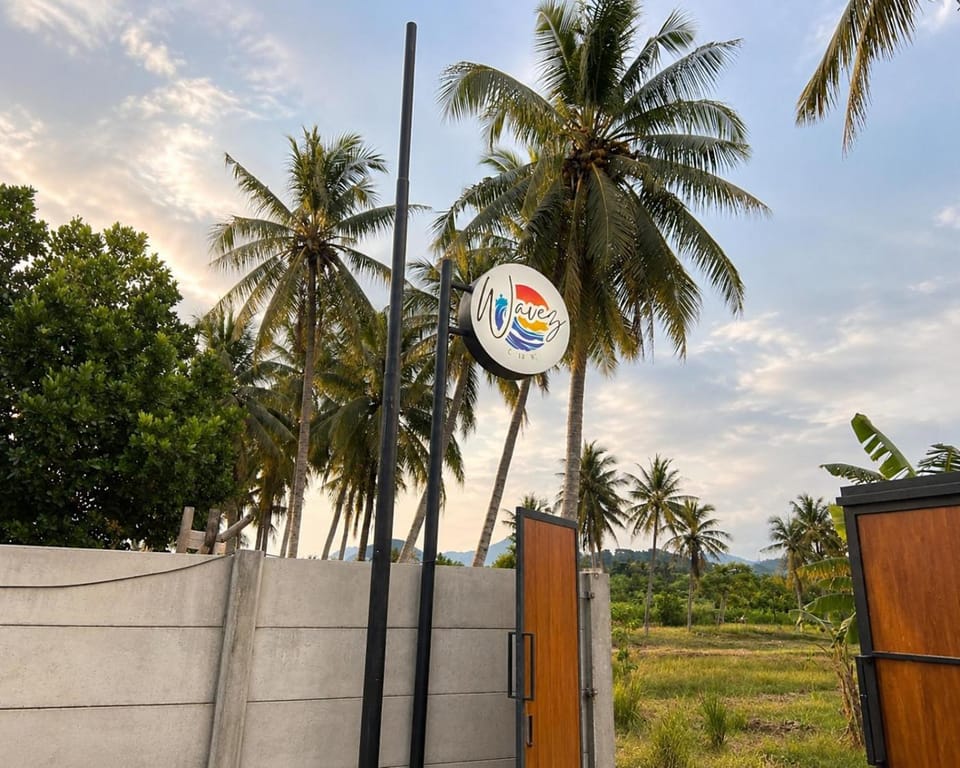 Wavez Lombok Hostel Hostel in West Praya