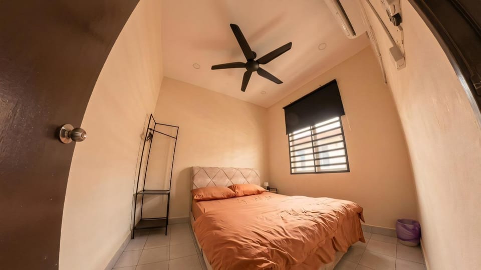 Bed, Bedroom, internet, internet, internet, towels, wardrobe, air conditioner