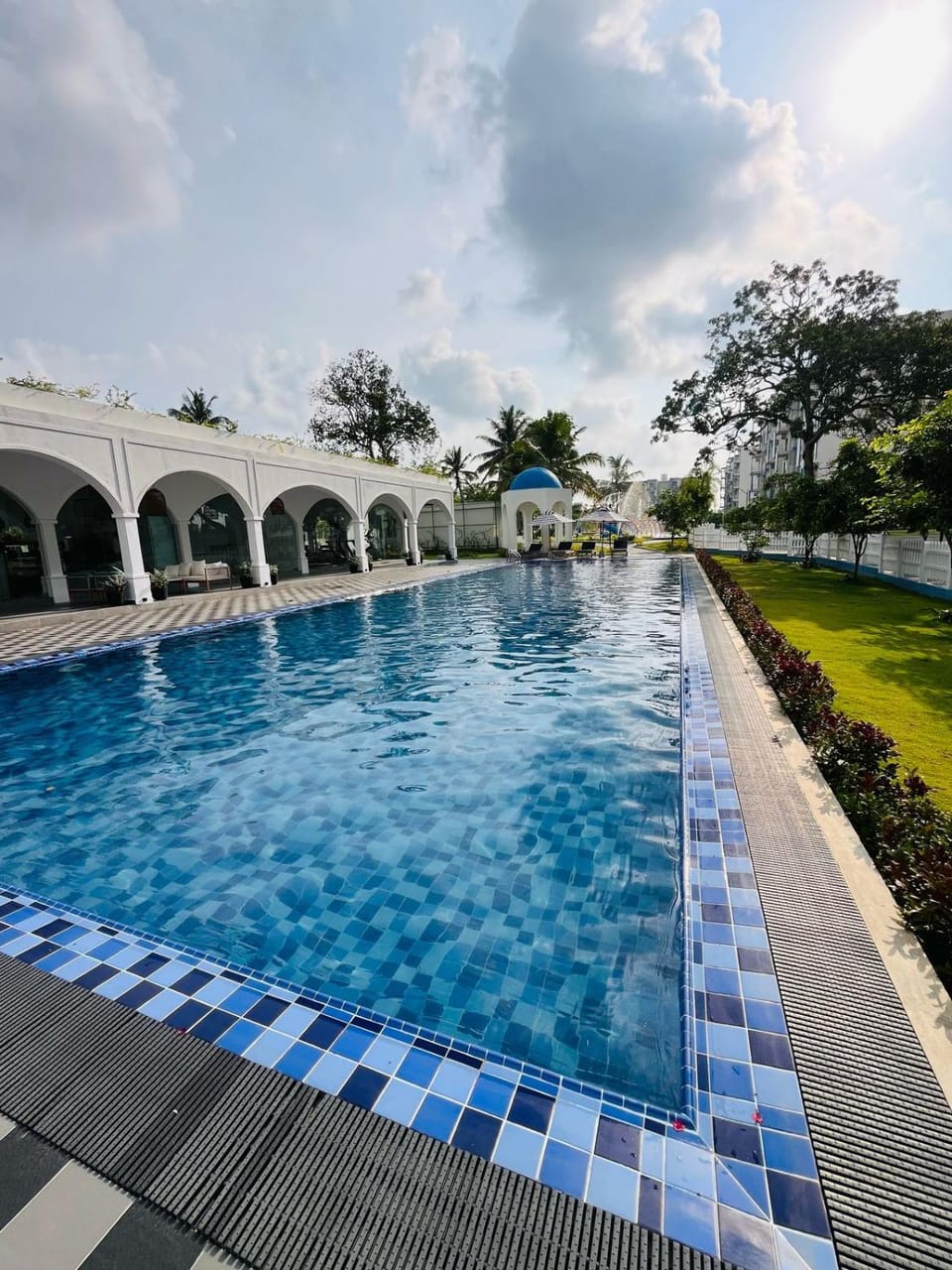Swimming pool