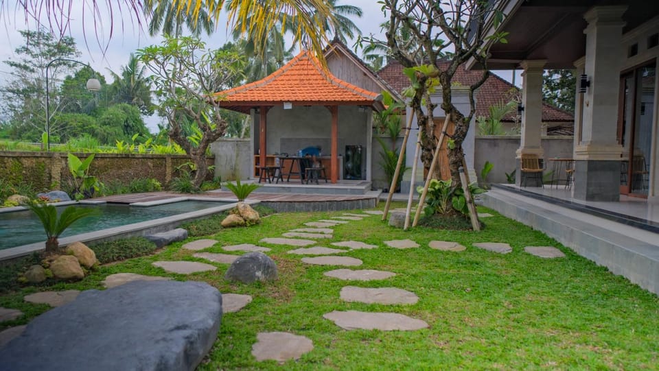 Property building, Garden view, Swimming pool, kitchen
