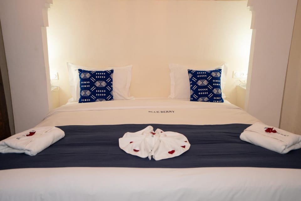 Bed, People, Bedroom, Guests
