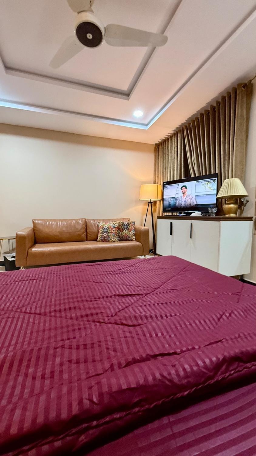 Modern Studio Penthouse in E11 Apartment in Islamabad Capital Territory